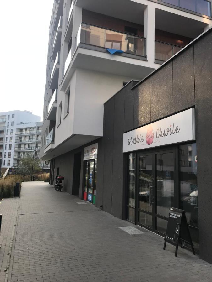 Warsaw - Aparts Lotnisko Okecie Appartement Buitenkant foto